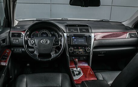 Toyota Camry, 2014 год, 1 699 000 рублей, 6 фотография