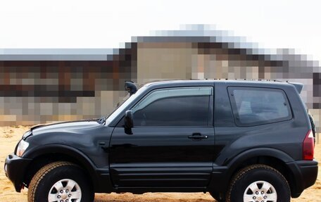 Mitsubishi Pajero III рестайлинг, 2003 год, 1 100 000 рублей, 11 фотография