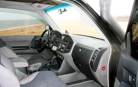 Mitsubishi Pajero III рестайлинг, 2003 год, 1 100 000 рублей, 20 фотография