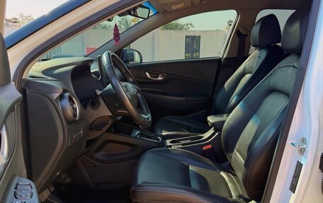 Hyundai Kona I, 2022 год, 2 300 000 рублей, 7 фотография