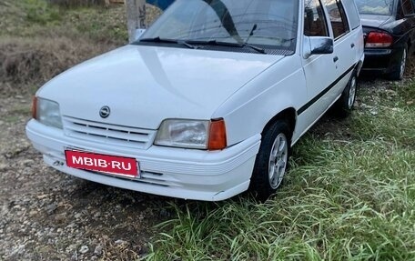 Opel Kadett E рестайлинг, 1991 год, 55 000 рублей, 2 фотография