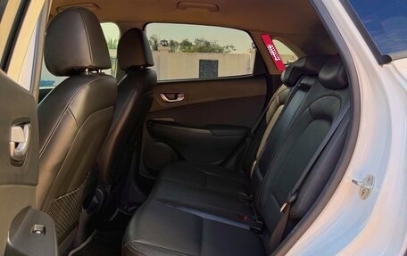 Hyundai Kona I, 2022 год, 2 300 000 рублей, 8 фотография