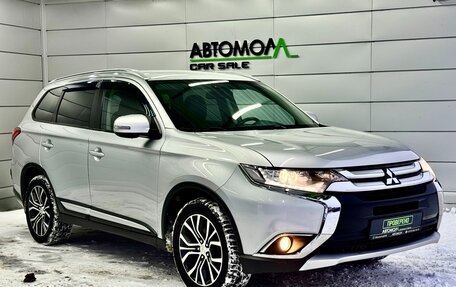 Mitsubishi Outlander III рестайлинг 3, 2017 год, 1 799 000 рублей, 3 фотография