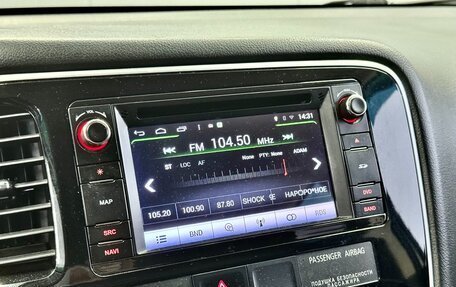 Mitsubishi Outlander III рестайлинг 3, 2017 год, 1 799 000 рублей, 16 фотография