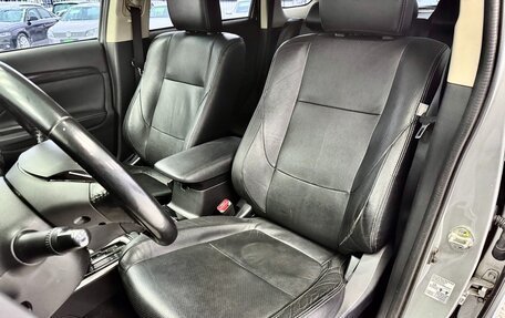 Mitsubishi Outlander III рестайлинг 3, 2017 год, 1 799 000 рублей, 23 фотография