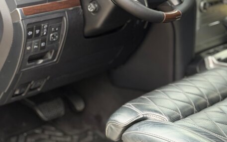 Toyota Land Cruiser 200, 2019 год, 6 900 000 рублей, 10 фотография