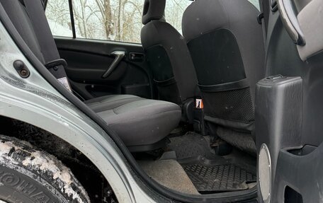 Toyota RAV4, 2003 год, 750 000 рублей, 22 фотография