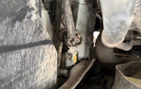 Toyota RAV4, 2003 год, 750 000 рублей, 18 фотография