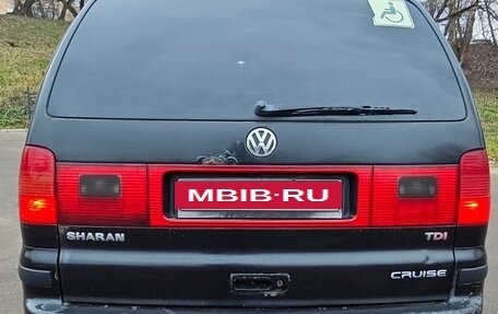 Volkswagen Sharan I рестайлинг, 2003 год, 420 000 рублей, 3 фотография