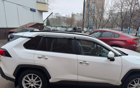 Toyota RAV4, 2019 год, 3 300 000 рублей, 1 фотография