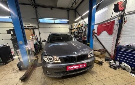 BMW 1 серия, 2004 год, 560 000 рублей, 1 фотография