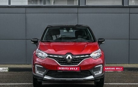 Renault Kaptur I рестайлинг, 2022 год, 1 799 000 рублей, 3 фотография