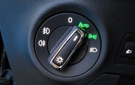 Skoda Karoq I, 2025 год, 3 698 000 рублей, 28 фотография