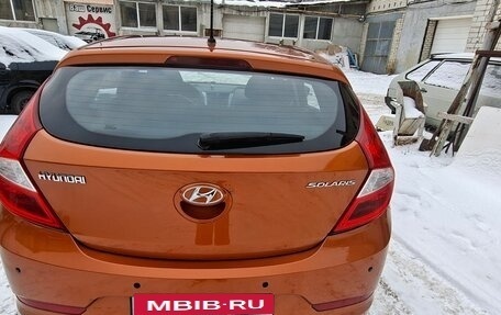 Hyundai Solaris II рестайлинг, 2014 год, 1 000 000 рублей, 4 фотография