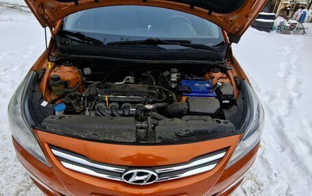 Hyundai Solaris II рестайлинг, 2014 год, 1 000 000 рублей, 20 фотография