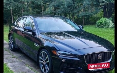 Jaguar XE I рестайлинг, 2019 год, 3 050 000 рублей, 3 фотография