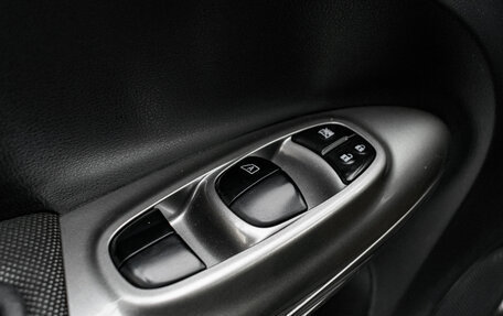 Nissan Juke II, 2013 год, 1 050 000 рублей, 23 фотография