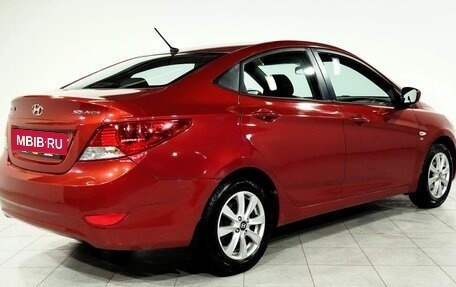 Hyundai Solaris II рестайлинг, 2011 год, 900 000 рублей, 5 фотография
