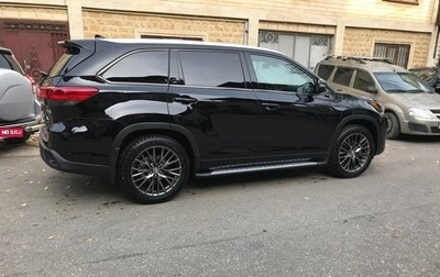 Toyota Highlander III, 2018 год, 4 400 000 рублей, 1 фотография