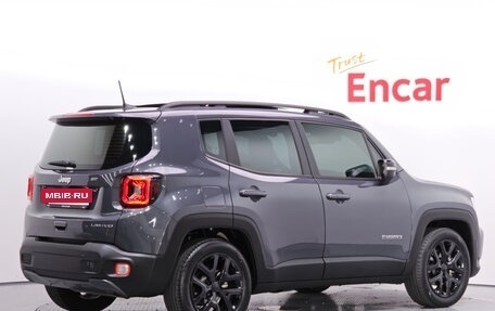 Jeep Renegade I рестайлинг, 2022 год, 1 700 000 рублей, 3 фотография