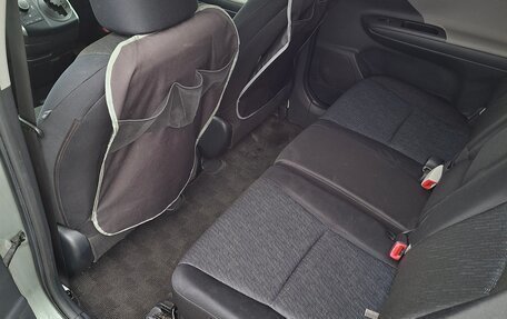 Toyota Wish II, 2010 год, 1 050 000 рублей, 13 фотография