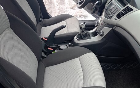 Chevrolet Cruze II, 2011 год, 530 000 рублей, 8 фотография