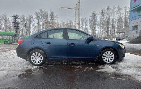 Chevrolet Cruze II, 2011 год, 530 000 рублей, 3 фотография