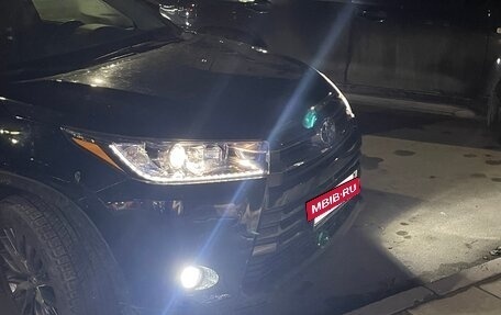 Toyota Highlander III, 2018 год, 4 400 000 рублей, 2 фотография