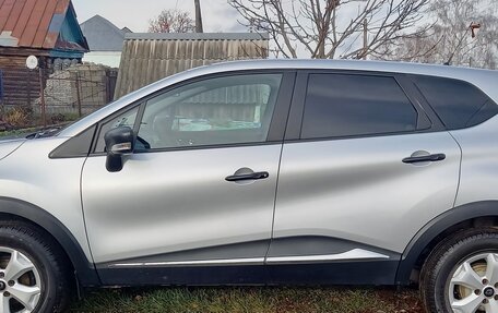 Renault Kaptur I рестайлинг, 2017 год, 1 319 000 рублей, 7 фотография