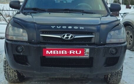 Hyundai Tucson III, 2008 год, 900 000 рублей, 3 фотография