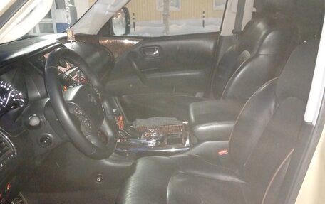 Nissan Patrol, 2011 год, 2 600 000 рублей, 10 фотография