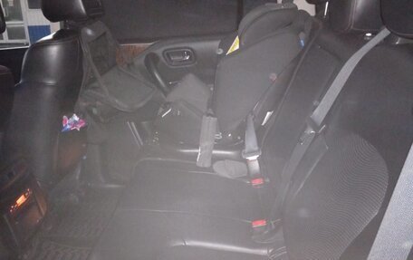 Nissan Patrol, 2011 год, 2 600 000 рублей, 9 фотография