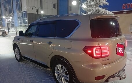 Nissan Patrol, 2011 год, 2 600 000 рублей, 3 фотография