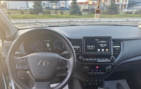 Hyundai Solaris II рестайлинг, 2020 год, 1 880 000 рублей, 11 фотография