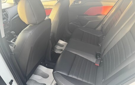 Hyundai Solaris II рестайлинг, 2020 год, 1 880 000 рублей, 10 фотография