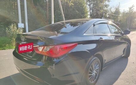 Hyundai Sonata VI, 2012 год, 900 000 рублей, 3 фотография