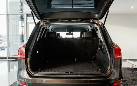 Volkswagen Touareg III, 2010 год, 2 000 000 рублей, 18 фотография