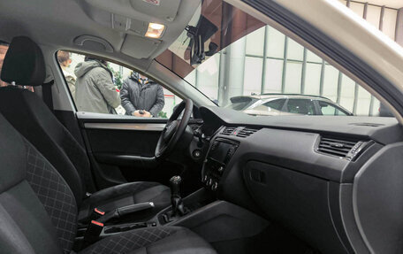 Skoda Octavia, 2017 год, 1 250 000 рублей, 13 фотография