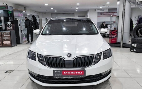 Skoda Octavia, 2017 год, 1 250 000 рублей, 2 фотография