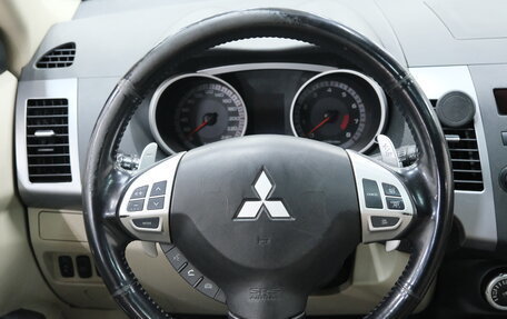 Mitsubishi Outlander III рестайлинг 3, 2008 год, 1 139 000 рублей, 13 фотография