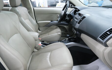 Mitsubishi Outlander III рестайлинг 3, 2008 год, 1 139 000 рублей, 23 фотография