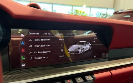 Porsche 911, 2023 год, 28 840 000 рублей, 13 фотография