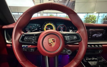 Porsche 911, 2023 год, 28 840 000 рублей, 11 фотография