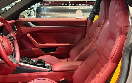 Porsche 911, 2023 год, 28 840 000 рублей, 9 фотография