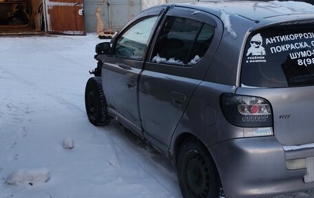 Toyota Vitz, 2000 год, 300 000 рублей, 8 фотография