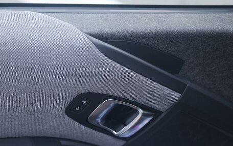 BMW i3 I01 рестайлинг, 2018 год, 1 940 000 рублей, 16 фотография