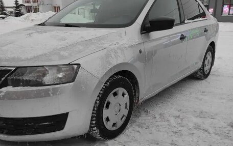Skoda Rapid I, 2014 год, 680 000 рублей, 12 фотография