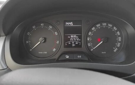 Skoda Rapid I, 2014 год, 680 000 рублей, 15 фотография