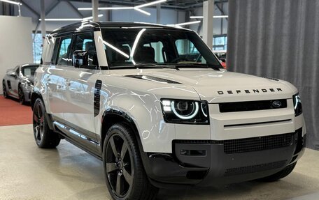 Land Rover Defender II, 2025 год, 18 490 000 рублей, 2 фотография