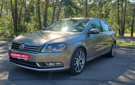 Volkswagen Passat B7, 2013 год, 1 370 000 рублей, 2 фотография